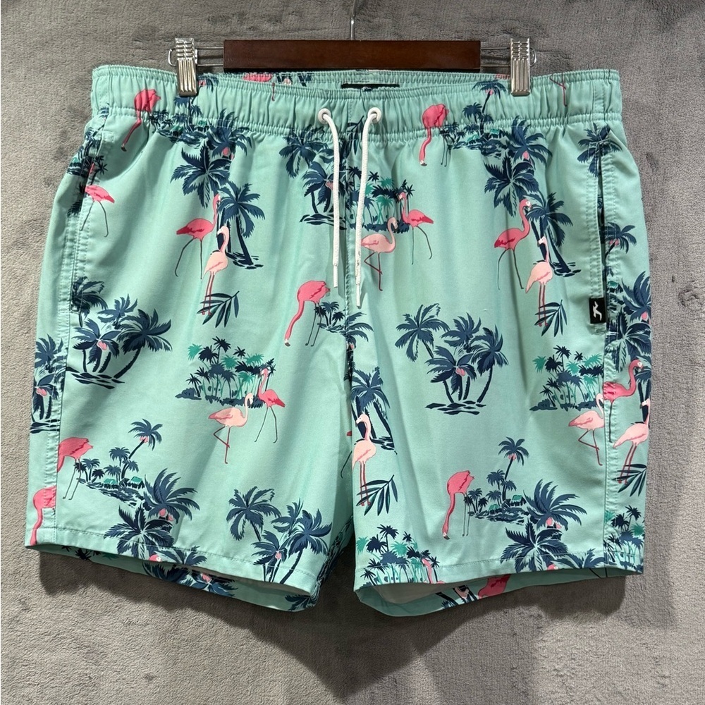 Hollister Men's Size XL Flamingo Swimming Shorts Beach Summer Resort Wear Cruise